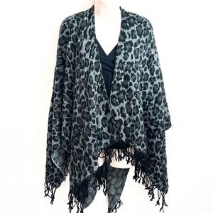 New York & Company Animal Print Knit Fringe Shawl Sweater Cape Scarf Gray Black